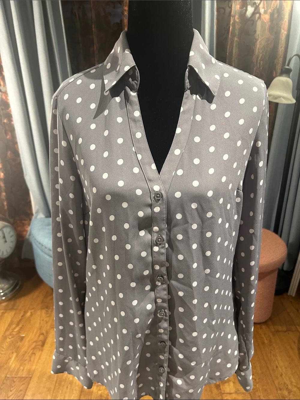 Express The Portofino Short Gray Polka Dot Button-Front Shirt